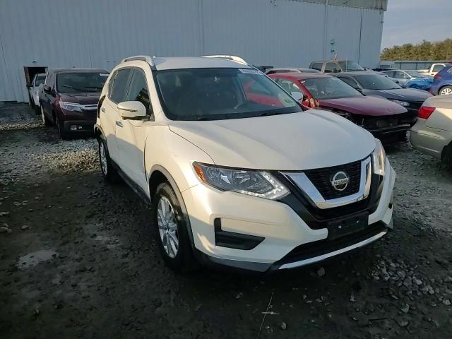 2018 Nissan Rogue - Image 13