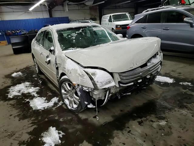 2009 Ford Fusion - Image 11