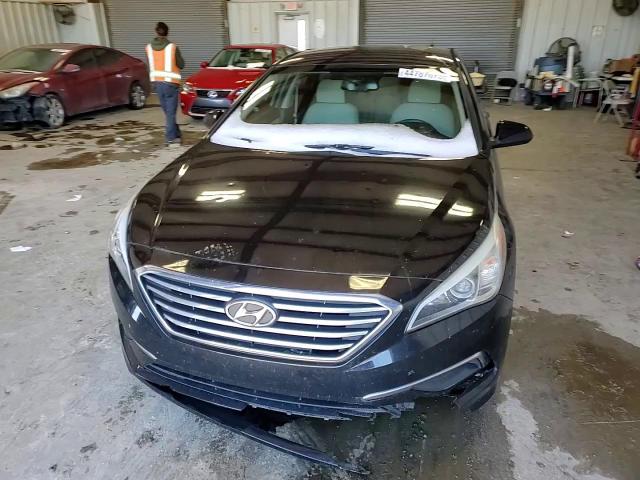 2016 Hyundai Sonata - Image 11