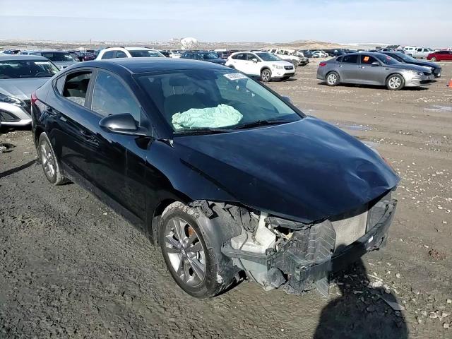 2017 Hyundai Elantra - Image 11
