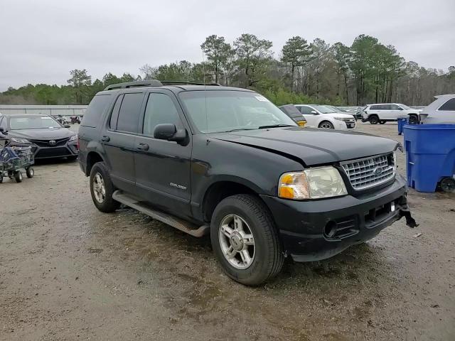 2005 Ford Explorer - Image 11