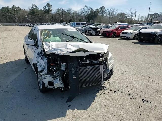 2015 Buick Verano - Image 10
