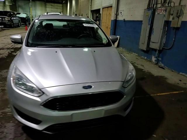 2016 Ford Focus - Image 13