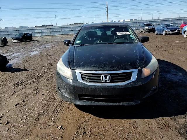 2009 Honda Accord - Image 11