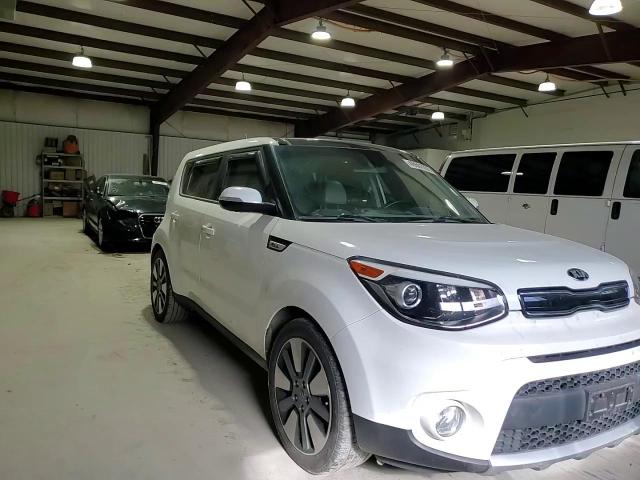 2017 Kia Soul - Image 10