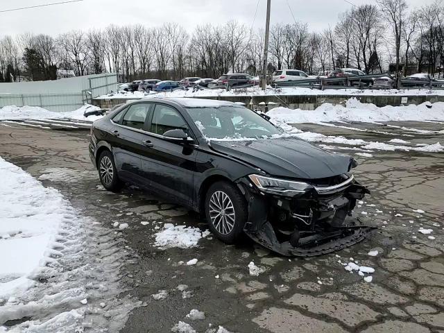 2019 Volkswagen Jetta - Image 10