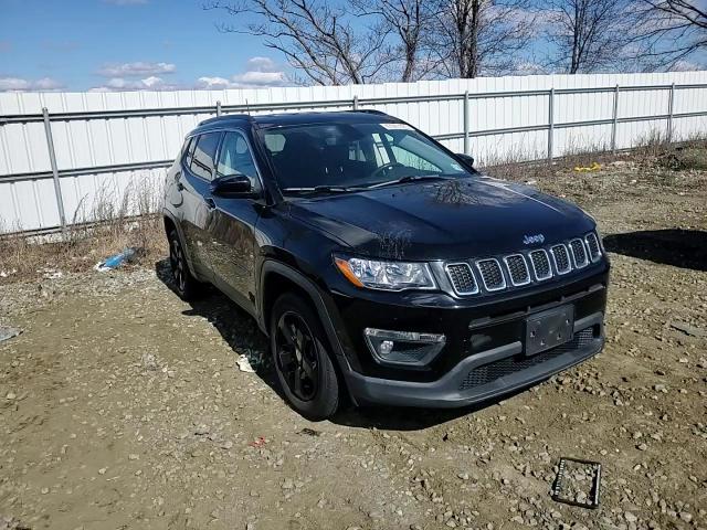 2020 Jeep Compass - Image 12
