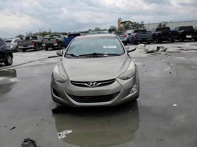 2013 Hyundai Elantra - Image 14