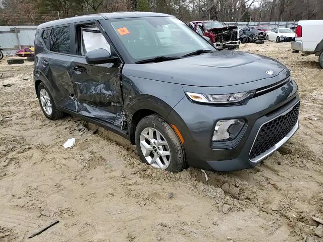 2020 Kia Soul - Image 12