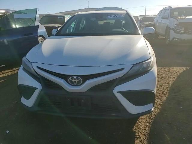 2021 Toyota Camry - Image 11