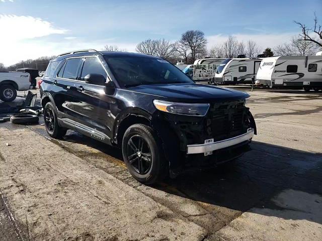 2022 Ford Explorer - Image 15