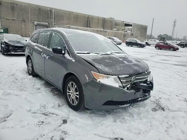 2012 Honda Odyssey - Image 11