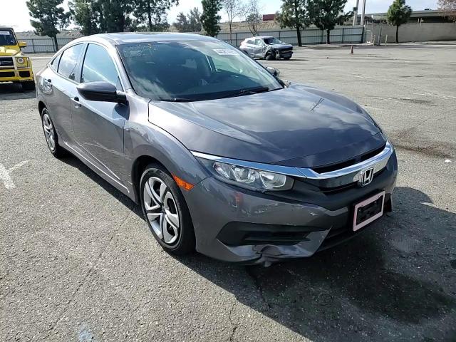 2018 Honda Civic - Image 10