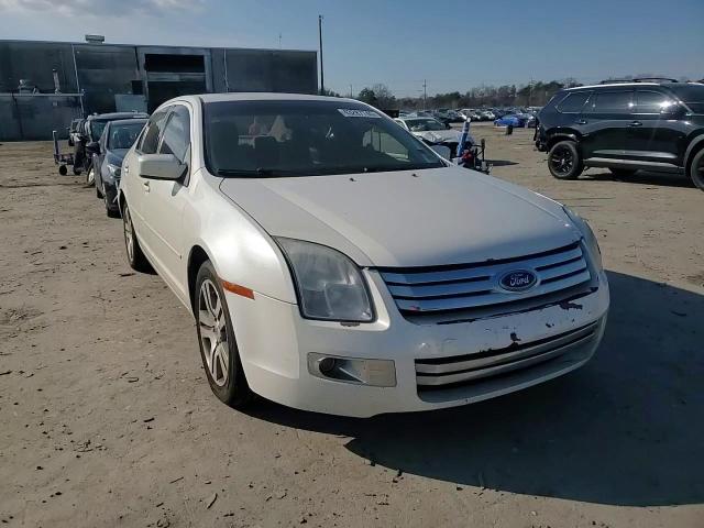 2009 Ford Fusion - Image 11