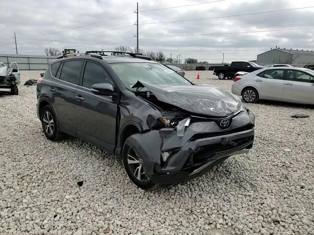 2018 Toyota RAV 4 - Image 11