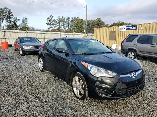 2012 Hyundai Veloster - Image 14