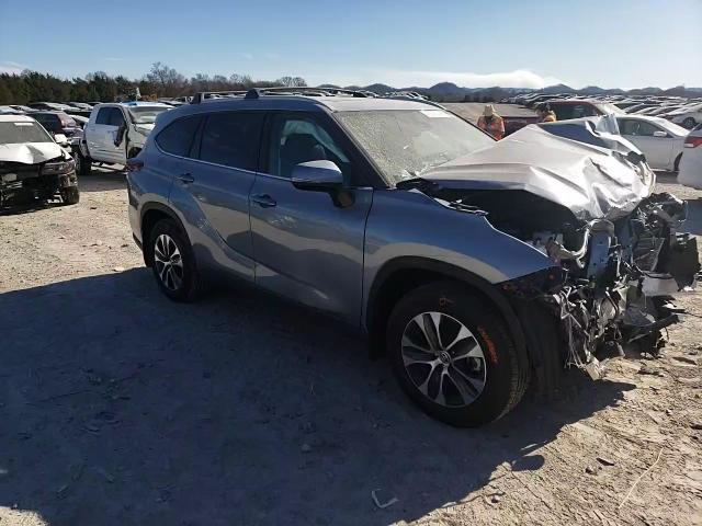 2024 Toyota Highlander - Image 12