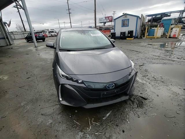 2022 Toyota Prius - Image 11