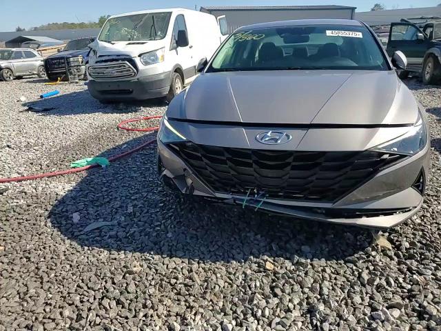 2023 Hyundai Elantra - Image 13