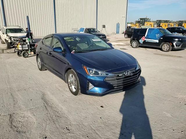 2020 Hyundai Elantra - Image 13