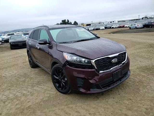 2019 Kia Sorento - Image 12