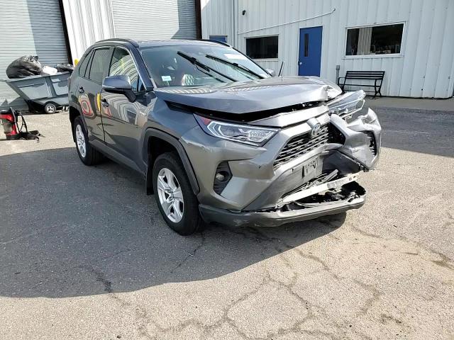 2020 Toyota RAV 4 - Image 11