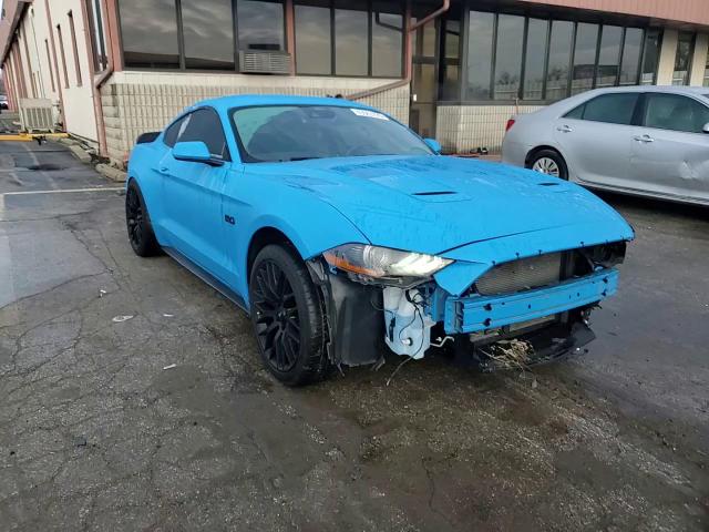 2022 Ford Mustang - Image 10
