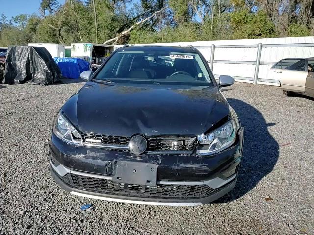 2017 Volkswagen Golf - Image 10