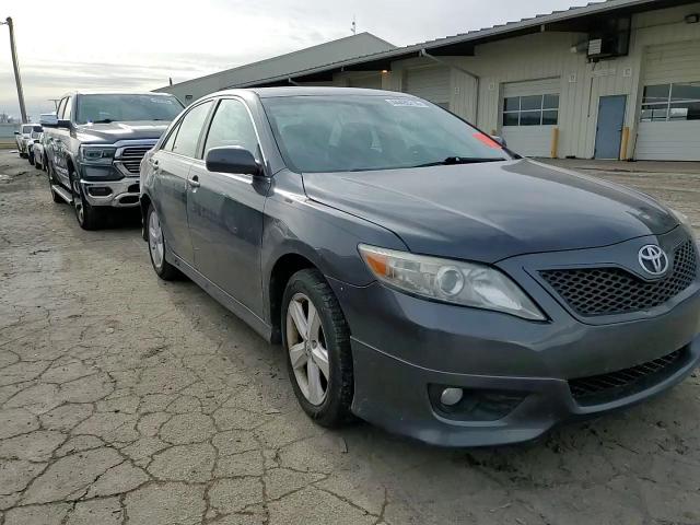 2011 Toyota Camry - Image 10