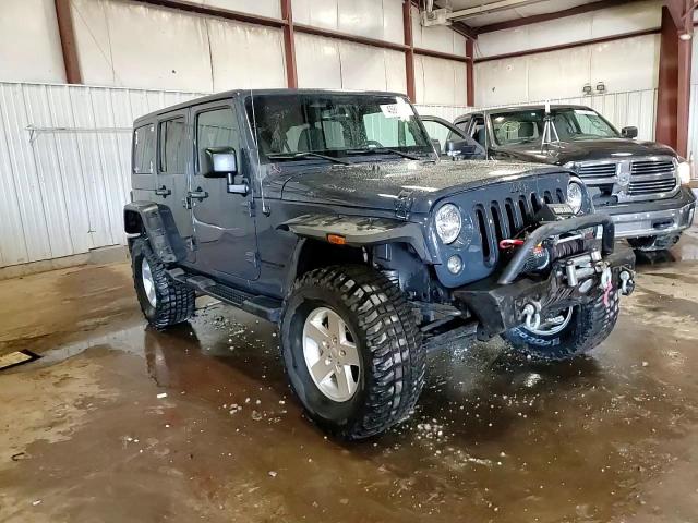 2016 Jeep Wrangler - Image 13