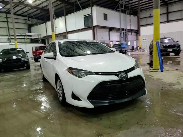 2018 Toyota Corolla - Image 10