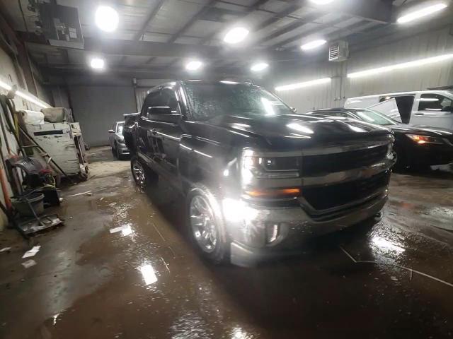 2018 Chevrolet Silverado K1500 Lt VIN: 3GCUKRER4JG435916 Lot: 45934895