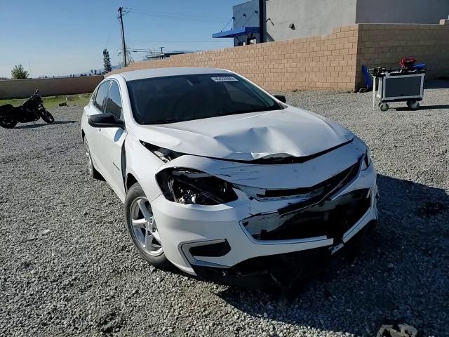 2017 Chevrolet Malibu - Image 10