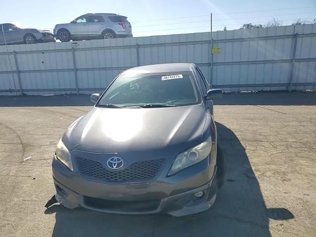 2011 Toyota Camry - Image 11
