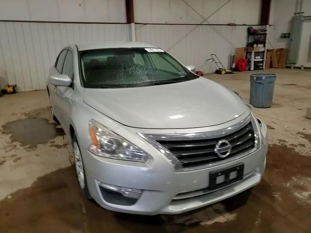 2015 Nissan Altima - Image 13