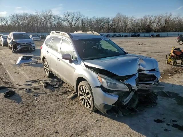2015 Subaru Outback - Image 11
