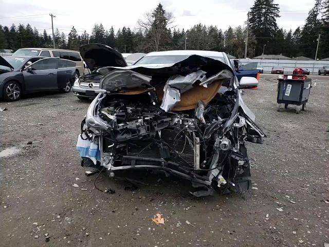 2018 Toyota Prius - Image 10