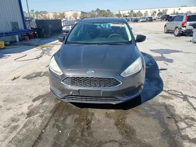2017 Ford Focus - Image 13