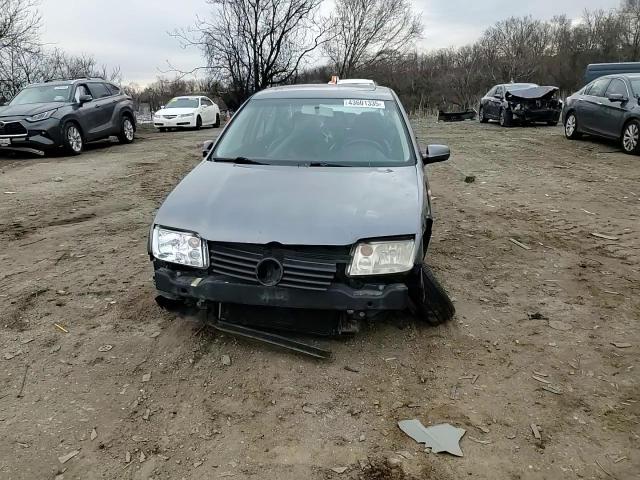 2003 Volkswagen Jetta - Image 11