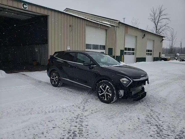 2023 Kia Sportage - Image 11