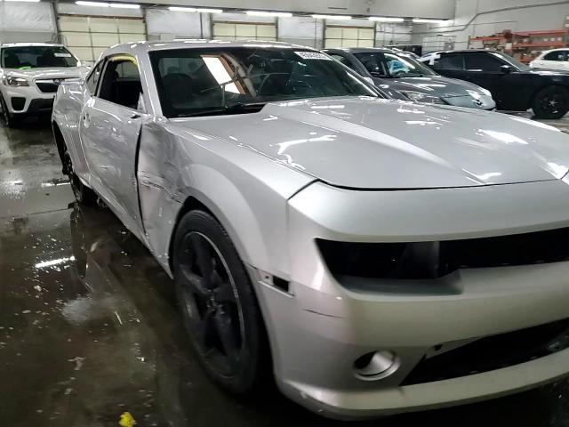 2014 Chevrolet Camaro - Image 14