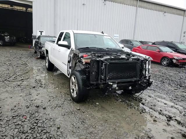 2015 Chevrolet Silverado - Image 14