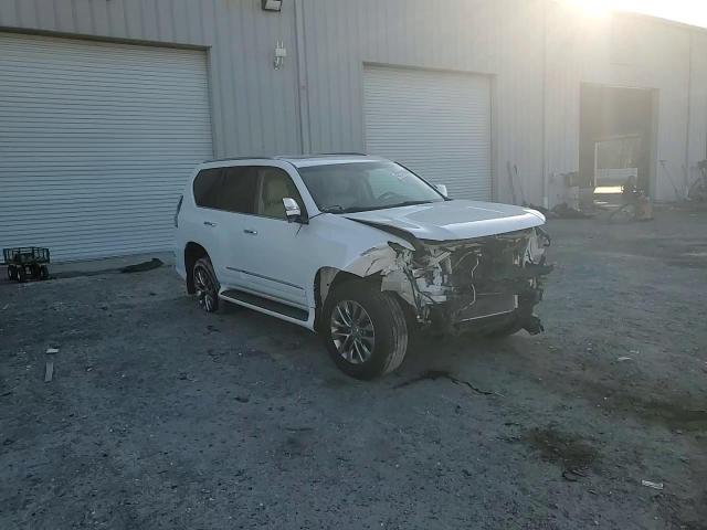 2015 Lexus GX - Image 12