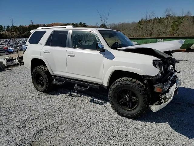 2017 Toyota 4Runner - Image 12