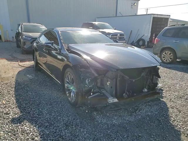 2018 Lexus LS - Image 13