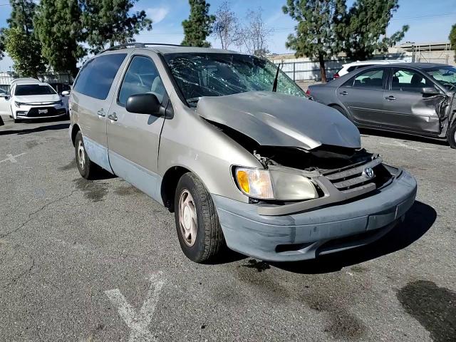 2001 Toyota Sienna Le VIN: 4T3ZF13C81U362222 Lot: 47021435
