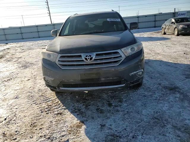 2011 Toyota Highlander - Image 10