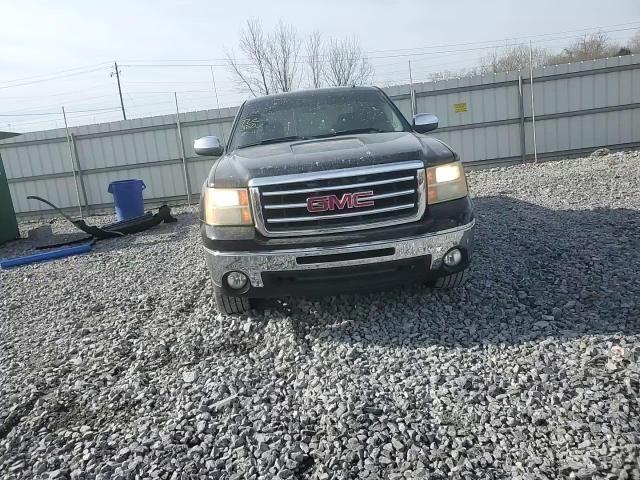 2012 GMC Sierra - Image 11