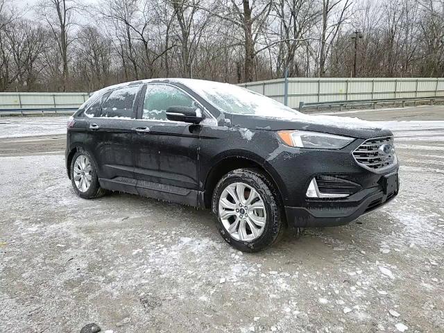 2020 Ford Edge - Image 12