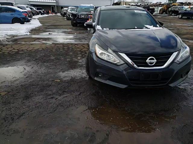 2016 Nissan Altima - Image 11